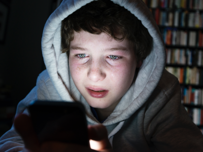 Zachowania ryzykowne dzieci i młodzieży w mediach społecznościowych