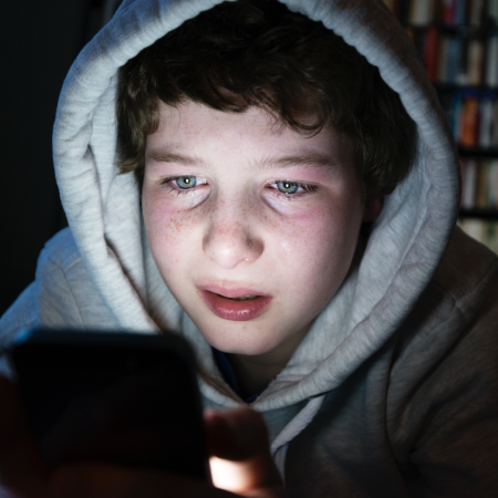 Zachowania ryzykowne dzieci i młodzieży w mediach społecznościowych
